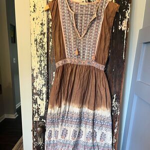 Ulla Johnson Boho tie dye Maxi Seess. Size Small w pink tassels.
